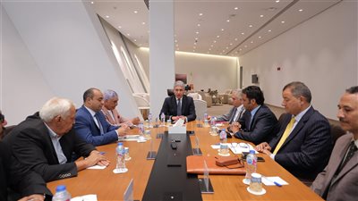 وزير السياحة والآثار يوجه بإعداد مقترحات لتطوير المتحف المصري بالتحرير