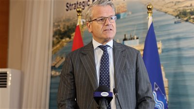 مدير ميرسك العالمية: قناة السويس هي الممر الملاحي الأكثر ملائمة وكفاءة لحركة التجارة العالمية