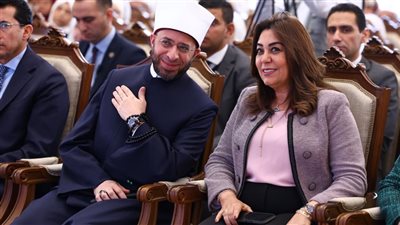 منال عوض تشارك في احتفال الأوقاف باليوم العالمي للقضاء علي العنف ضد المرأة 