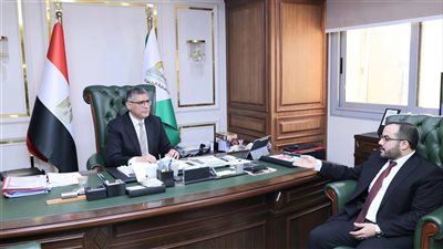 محافظ الجيزة يعقد اللقاء الأسبوعي لبحث شكاوى المواطنين