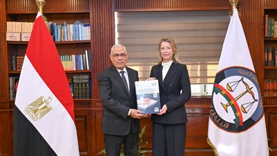 النائب العام يبحث مع ممثلة الاتحاد الأوروبي تعزيز التعاون في مجال حقوق الإنسان