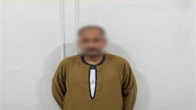 القبض على 3 أشخاص لقيامهم بتوزيع كوبونات سلع غذائية ومبالغ مالية على الناخبين بالمنوفية