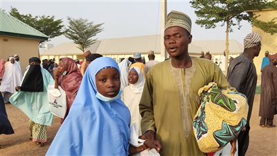 الرئيس النيجيري يعلن إنقاذ جميع الطالبات المختطفات من مدرسة في ولاية كيبي