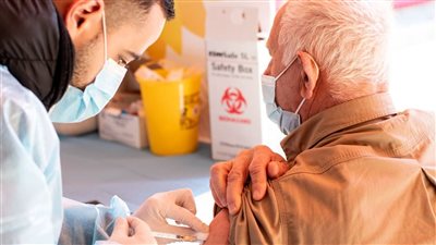 بعد انتشارها بين الناس، الأطباء يكشفون سر سلالة الإنفلونزا الجديدة ويحذرون من حقن الموت