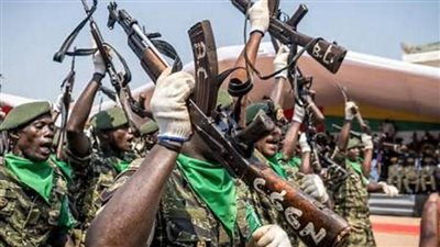 رويترز: عسكريون في غينيا بيساو يعلنون إغلاق الحدود والمجال الجوي وحظر التجوال