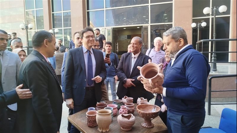 وزير الثقافة يتفقد