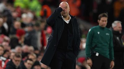 اطردوه الآن، تعليق مستفز من سلوت على أنباء إقالته بعد مطالبة الجماهير برحيله