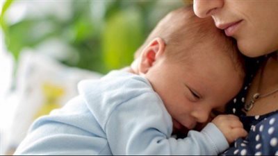 علامات تؤكد أن طفلك يشبع من الرضاعة الطبيعية