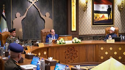 السيسي: 8 مليارات دولار خسائر قناة السويس بسبب الهجوم على السفن التجارية في البحر الأحمر