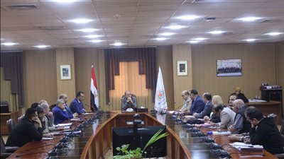 بمساحة 700 متر مربع، رئيس جامعة المنصورة يتابع مشروع مبنى امتداد مركز الأورام