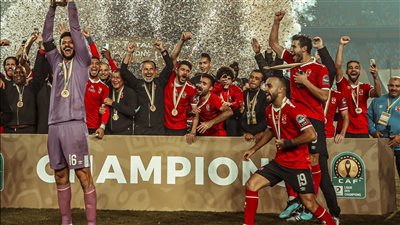 الأهلي يستعيد ذكريات التتويج بدوري أبطال أفريقيا أمام الزمالك (صور)