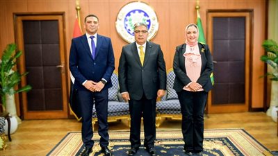 محافظ الدقهلية يستقبل وكيل الشباب الجديد بعد حركة التنقلات بين الدقهلية والشرقية 