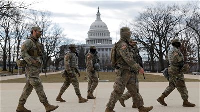 ترامب يعلن وفاة أحد عنصري الحرس الوطني اللذين تعرضا لهجوم في واشنطن