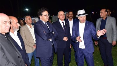 عبد المطلب عمارة: ملتقى الأقصر الدولي للتصوير أقيم في بيئة تحمل عبق التاريخ وروح الحضارة المصرية 