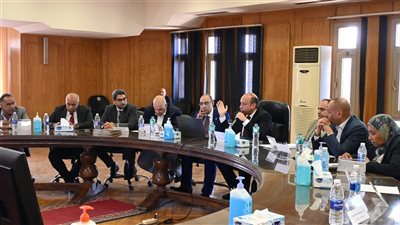  استحداث عيادات خاصة لأسر العاملين بجامعة القاهرة في مستشفيات قصر العيني 