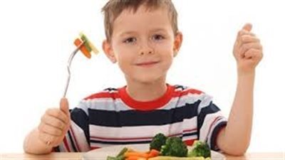 إذا كان طفلك لاعب سباحة، هذه الأكلات مهمة لتقوية مناعته