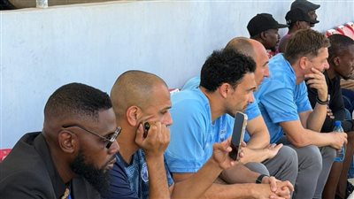 بعثة بيراميدز تشاهد مباراة المصري وزيسكو في زامبيا 