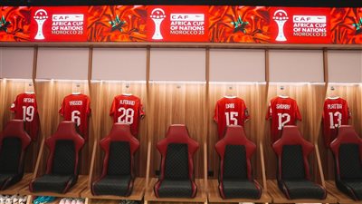 لقطات من غرفة ملابس الأهلي قبل مواجهة الجيش الملكي في دوري الأبطال 