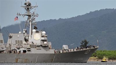 البحرية الأمريكية تنصب رادارًا على بعد 10 كيلومترات من فنزويلا