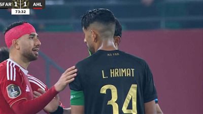 إصابة تريزيجيه في الرأس بعد إلقاء زجاجات من جماهير الجيش الملكي 