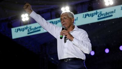 ترامب يخير شعب هندوراس بين انتخاب نصري عصفورة أو حجب الأموال 