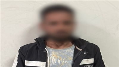 ضبط شخص لابتزاز وتهديد سيدة عبر تطبيقات التواصل في الإسكندرية