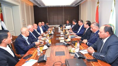 وزيرا الزراعة والتموين ورئيس 