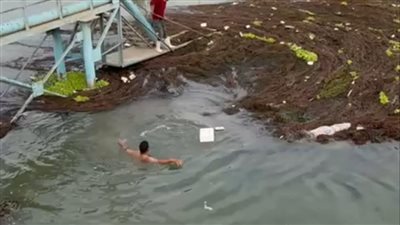 تطهير مآخذ محطات مياه الشرب بمدن القناة