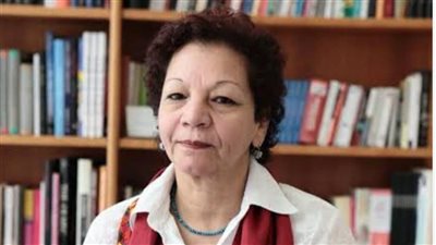 سلوى بكر تفوز بجائزة 