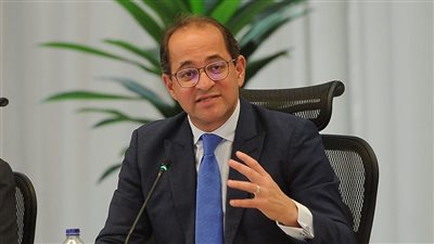 وزير المالية يعلن إطلاق حزمة تسهيلات ضريبية الشهر الحالي 