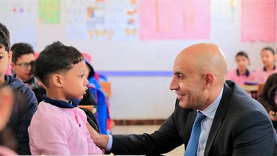 جولة مفاجئة لوزير التعليم بمدارس دمياط (صور) 