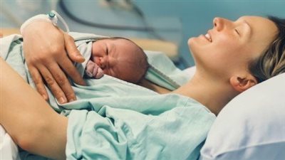 هل الجراحات السابقة تؤثر على نوعية الولادة؟ استشاري يجيب 