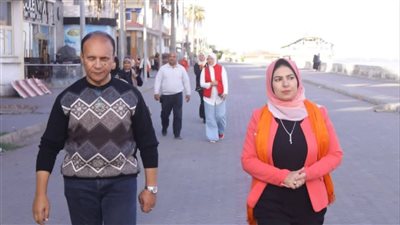 نائب محافظ دمياط تتفقد شارع النيل وممشى الكورنيش 