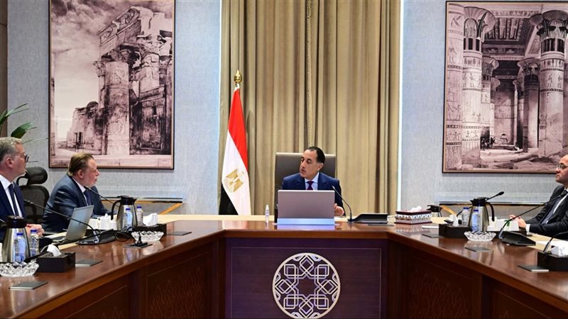 اجتماع برئاسة الدكتور