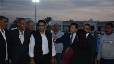أشرف صبحي يتفقد المدينة الشبابية والرياضية بشرم الشيخ