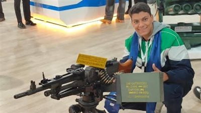 وفد جامعة عين شمس الأهلية في زيارة للمعرض الدولي للصناعات الدفاعية إيديكس 2025