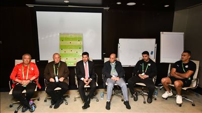 وزير الرياضة للاعبي منتخب مصر ليلة مباراة الكويت: ننتظر وجودكم في النهائي