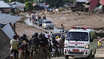 ارتفاع حصيلة ضحايا الفيضانات في إندونيسيا إلى 631 شخصا