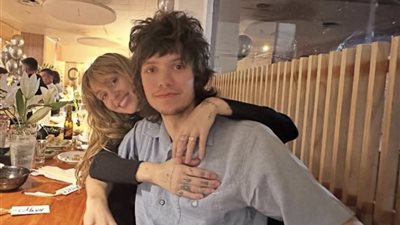 خطوبة مايلي سايرس وماكس موراندو (صور)