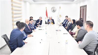 وزير التعليم العالي يلتقي الدفعة الأولى من طلاب منح الدكتوراه المشتركة مع فرنسا