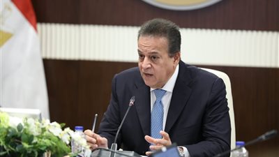 وزير الصحة: توفير الدواء الآمن والفعّال لكل مواطن مسئولية وطنية ولن نسمح بأي نقص 