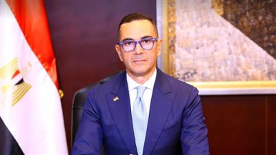 وزير الاستثمار: نعمل على رفع حجم التجارة بين دول مجموعة الثمانى لـ500 مليار دولار 