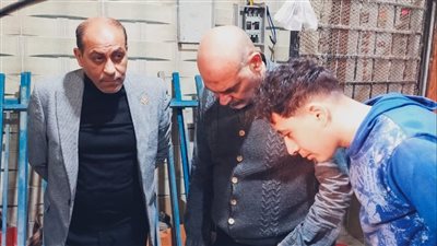 ضبط 3 أطنان دواجن ولحوم منتهية الصلاحية في ثلاجة بالخصوص