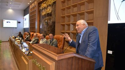 محافظ الوادي الجديد يشارك في احتفالية 