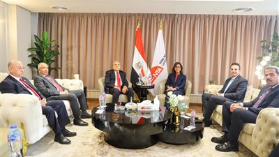 الأكاديمية الوطنية للتدريب تختتم برنامج أعضاء مجلس الشيوخ (صور)