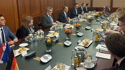 تفاصيل المشاورات السياسية بين وزير الخارجية ونظيره الألماني فى برلين (صور)