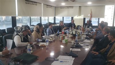 غرفة صناعة الجلود تجتمع مع 