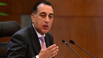 رئيس الوزراء يتابع تطورات حادث حريق سوق الخواجات بالمنصورة