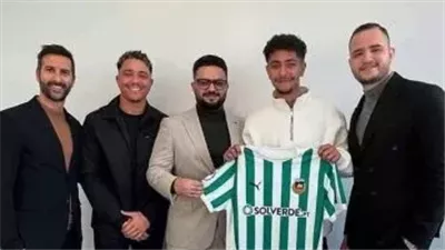 لاعب الزمالك السابق يحسم الجدل بشأن مفاوضات الأهلي لضمه 