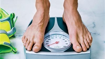 أسباب عدم نزول الوزن رغم تقليل السعرات 